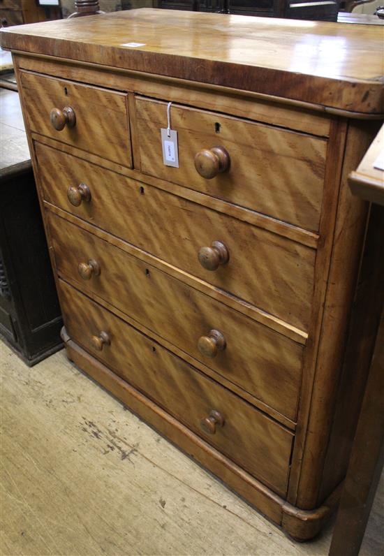 Victorian satin birch chest of drawers(-)